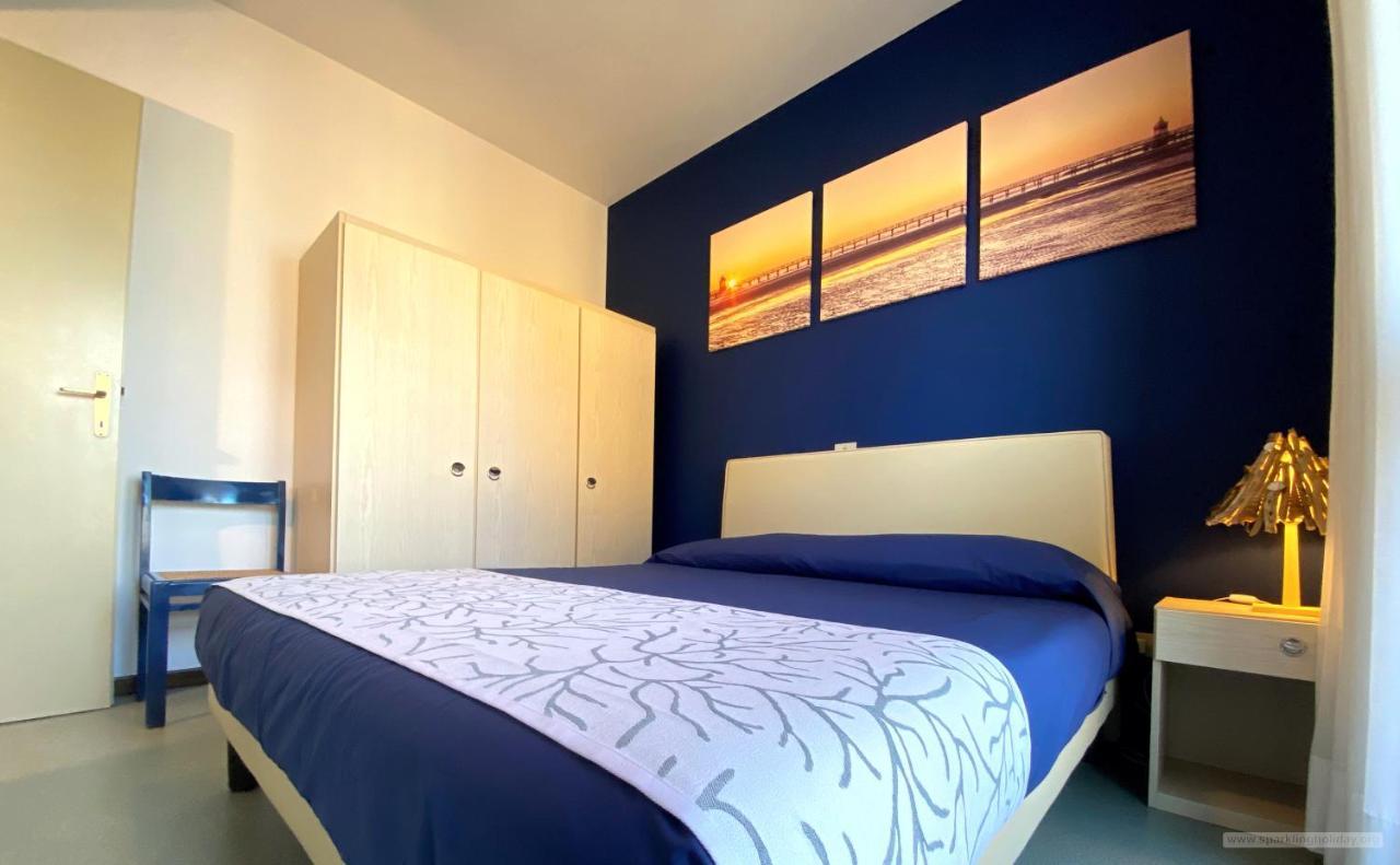 Sparkling Holiday Lignano Sabbiadoro Exterior photo